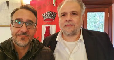 CASTELDACCIA: Cgil e Fp Cgil dichiarano lo stato di agitazione del personale del Comune, da 10 anni senza contrattazione decentrata CASTELDACCIA: Cgil e Fp Cgil dichiarano lo stato di agitazione del personale del Comune, da 10 anni senza contrattazione decentrata