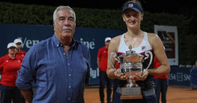 IRINA BEGU VINCE I 33^ PALERMO LADIES OPEN: BATTUTA LUCIA BRONZETTI IRINA BEGU VINCE I 33^ PALERMO LADIES OPEN: BATTUTA LUCIA BRONZETTI