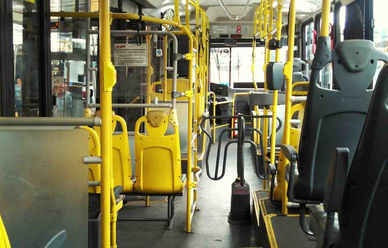 Autobus pubblico