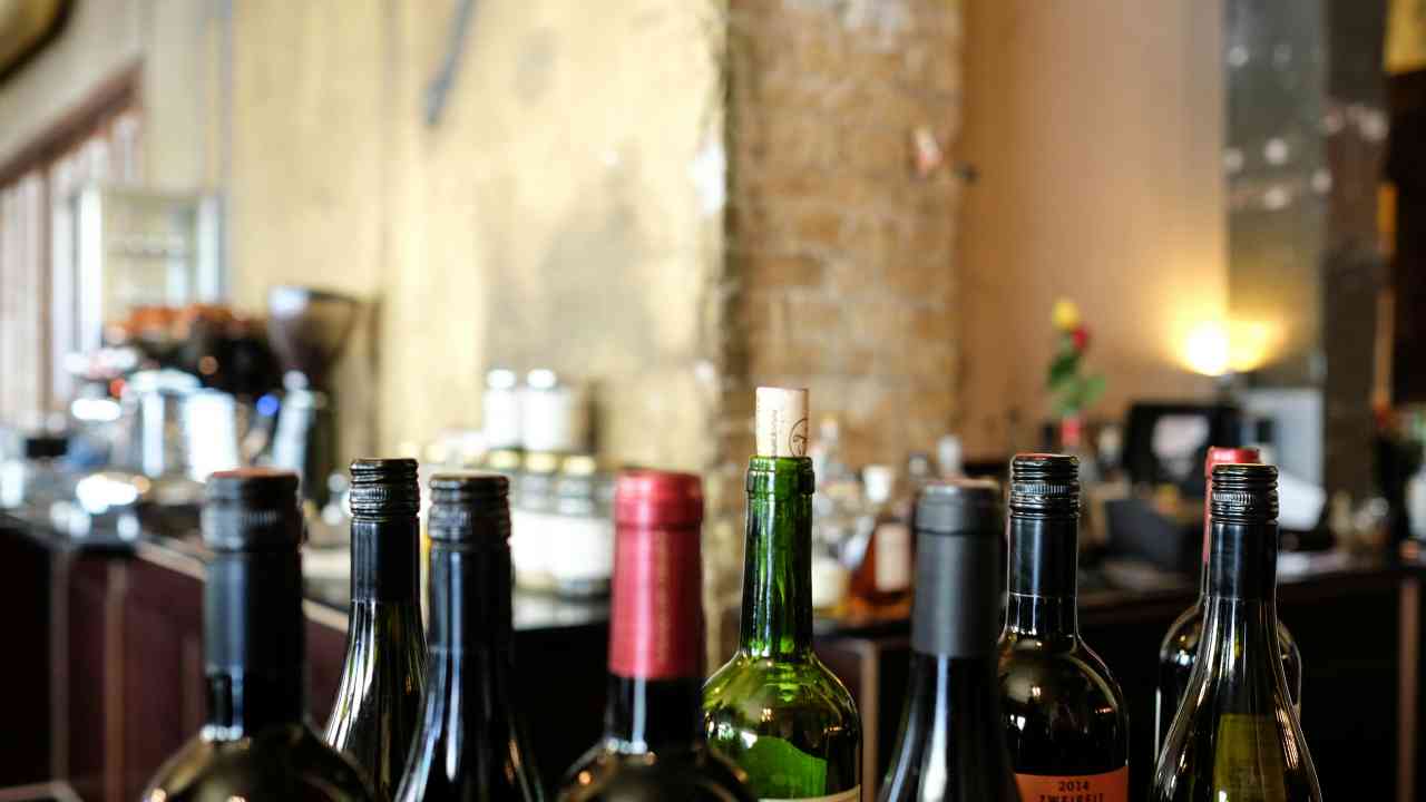 IL VINO SICILIANO FA TREMARE I RIVALI | Quali etichette stanno dominando il mondo: la storia si è ribaltata