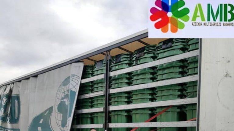 Rifiuti: numero verde e potenziamento servizi. Il 2023 porta novità.