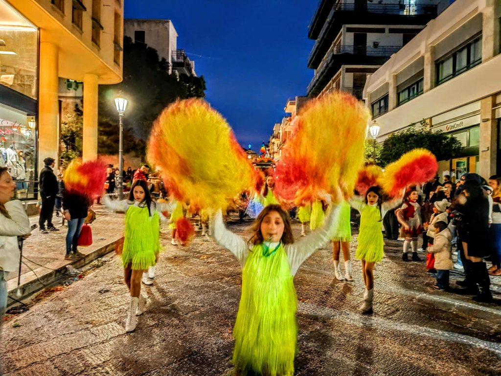 Carnevale a Bagheria muove i primi passi. Oggi bis sul lungomare di Aspra.