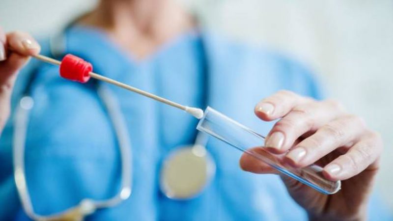 Covid: raddoppiati i tamponi in farmacia, ma triplicati i fai da te Tobia: “Tanti soggetti infetti girano senza precauzioni così i contagi aumenteranno”