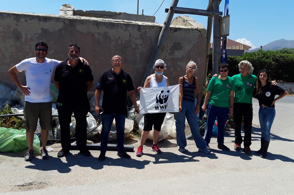 FICARAZZI: Continua il Tour Siciliano del WWF #MissioneSpiaggePulite della campagna #GenerAzioneMare.