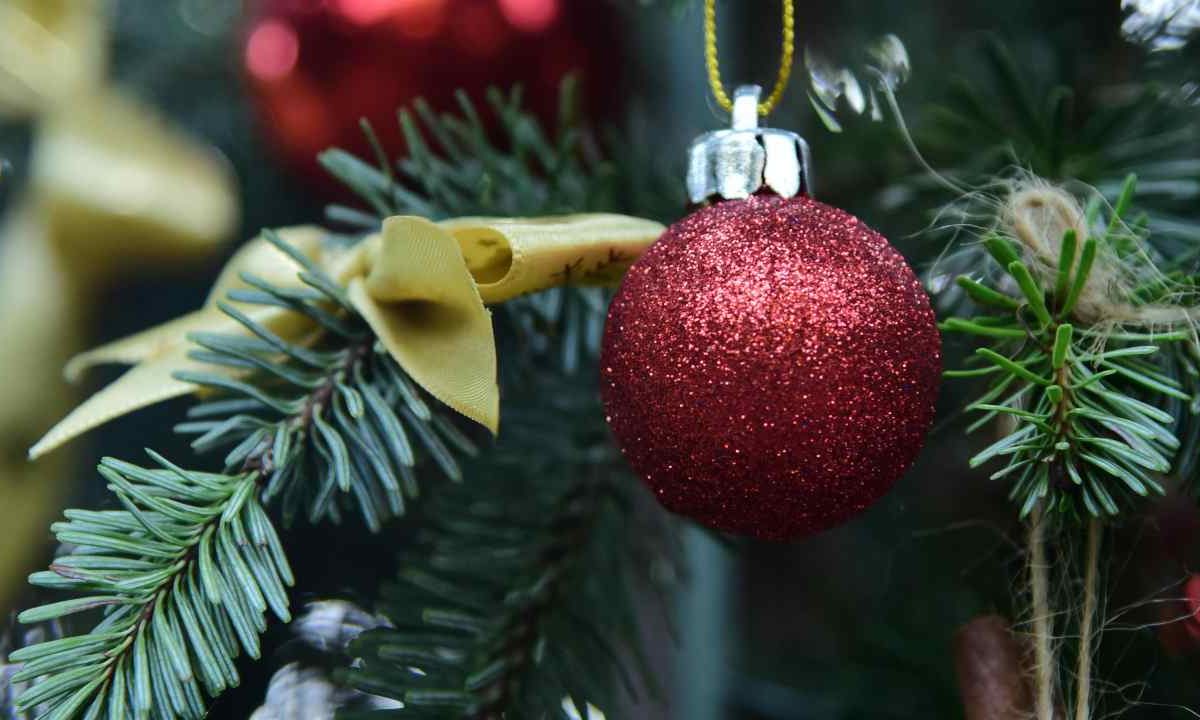 Pallina rossa di Natale